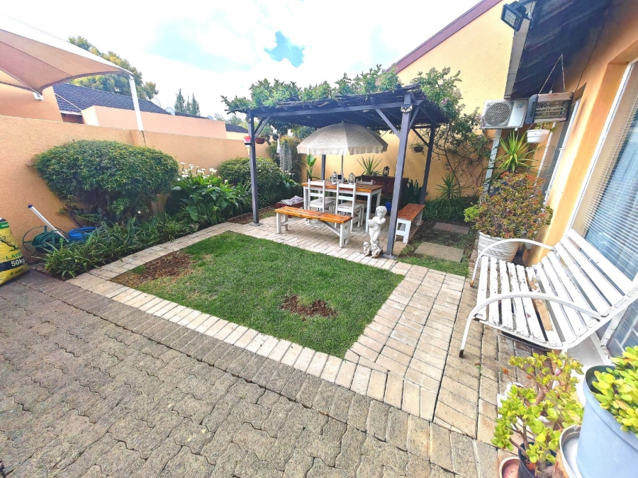 2 Bedroom Property for Sale in Pellissier Free State